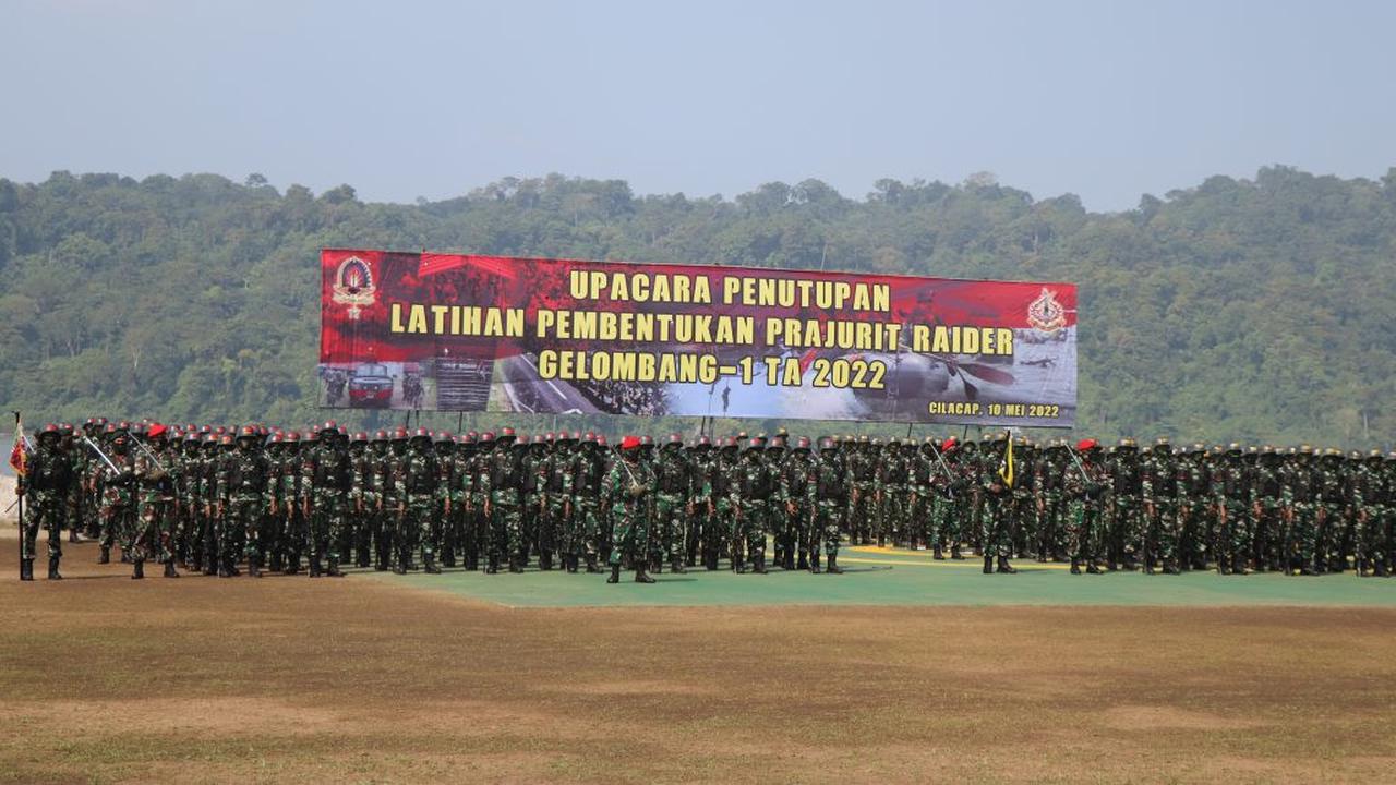 Sebanyak 500 prajurit resmi menyandang brevet raider di Pusdiklatpassus Cilacap. (Foto: Liputan6.com/Humas Pemkab Cilacap)