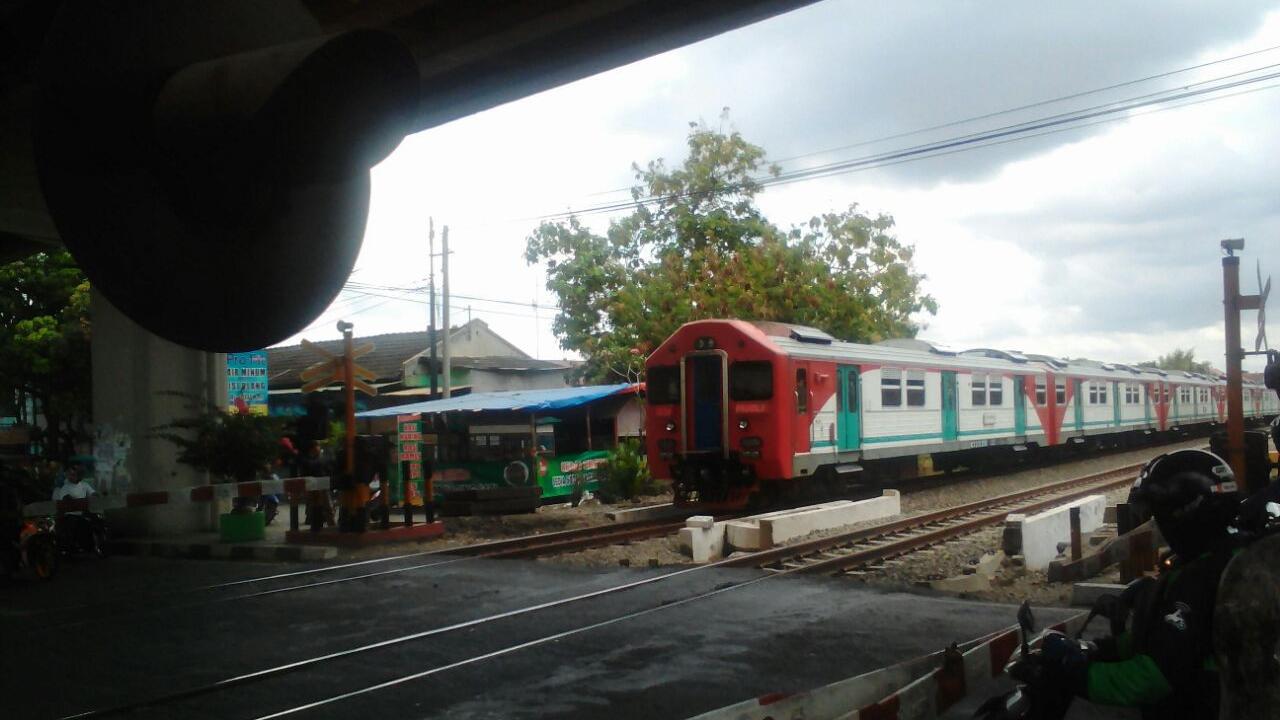 2 Perlintasan Sebidang Kereta Api Ditutup Mulai 12 Oktober