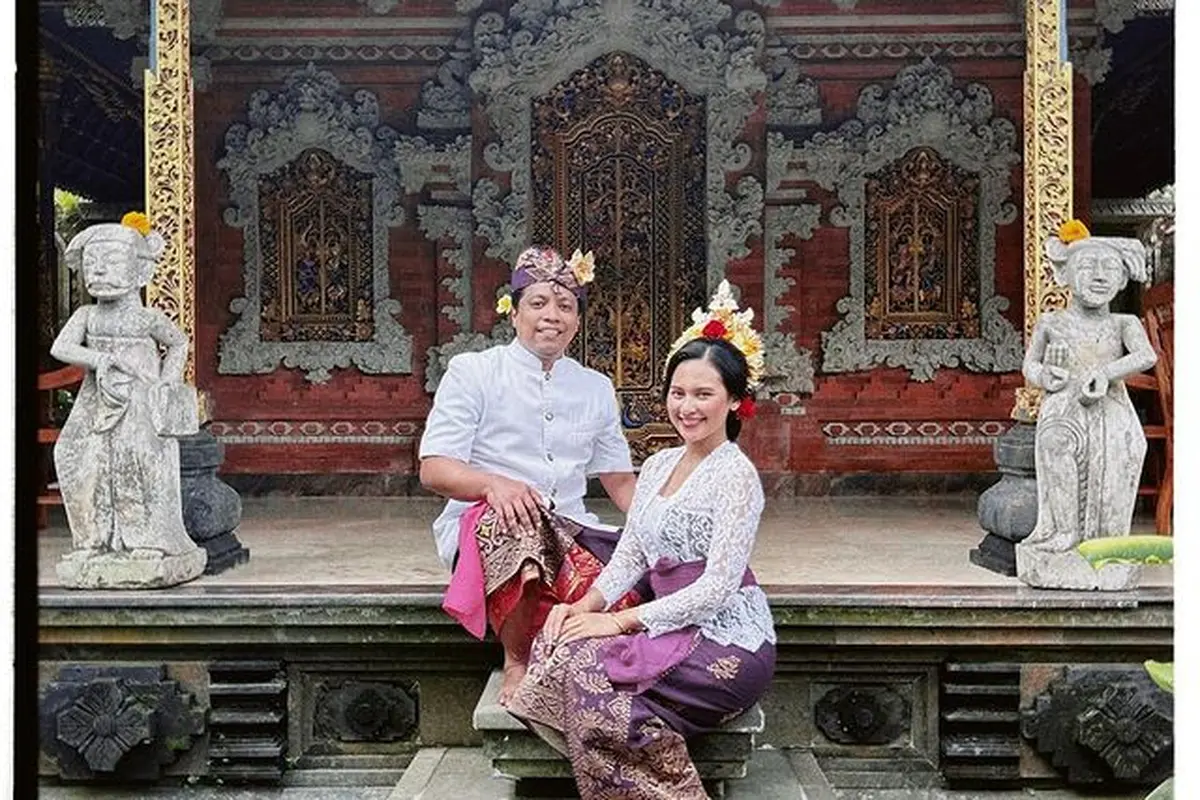 Indah Permatasari dan Arie Kriting