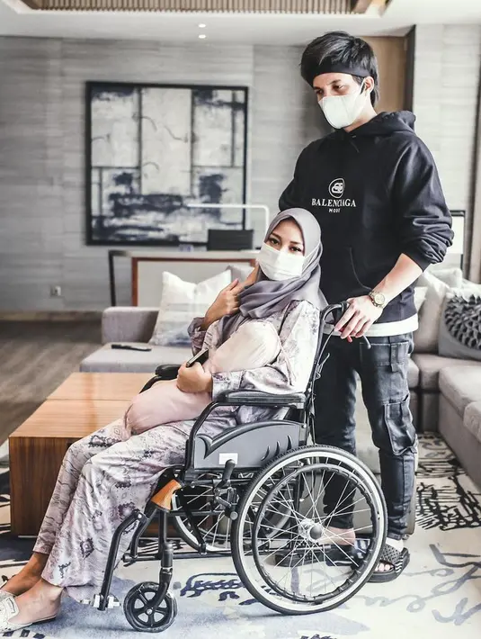 Aurel Hermansyah Keguguran. (Instagram.com/attahalilintar)