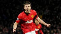 Michael Carrick - Pria berusia 40 tahun ini akan selalu dikenang sebagai salah satu gelandang elit di Liga Inggris. Carrick telah memenangkan lima gelar Premier league serta satu gelar Liga Champions bersama Manchester United. (AFP/Andrew Yates)