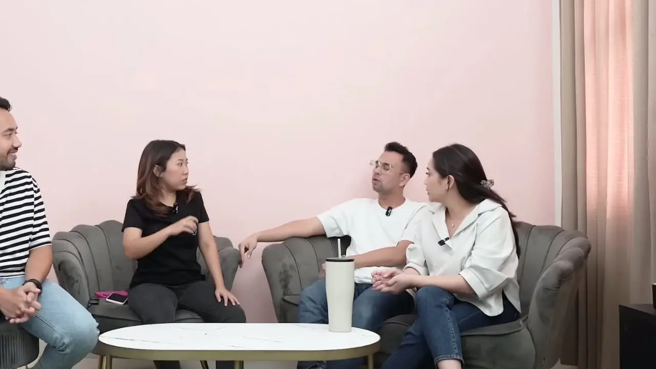 Raffi Ahmad dan Nagita Slavina di YouTube Kiky Saputri