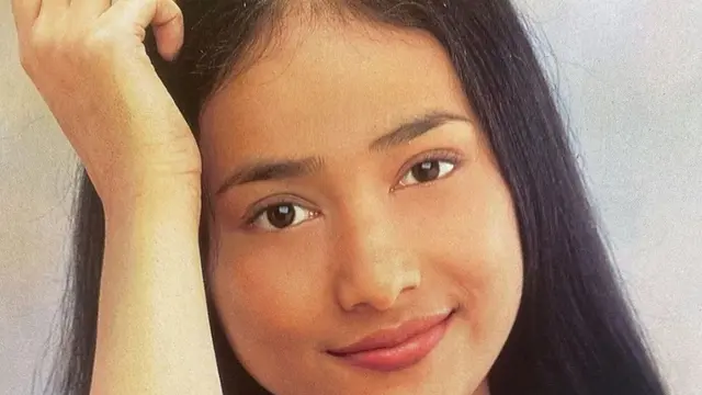 Potret lawas Cindy Fatikasari bukti parasnya tak berubah. (credit:Instagram/@gadismagazine/@majalah_