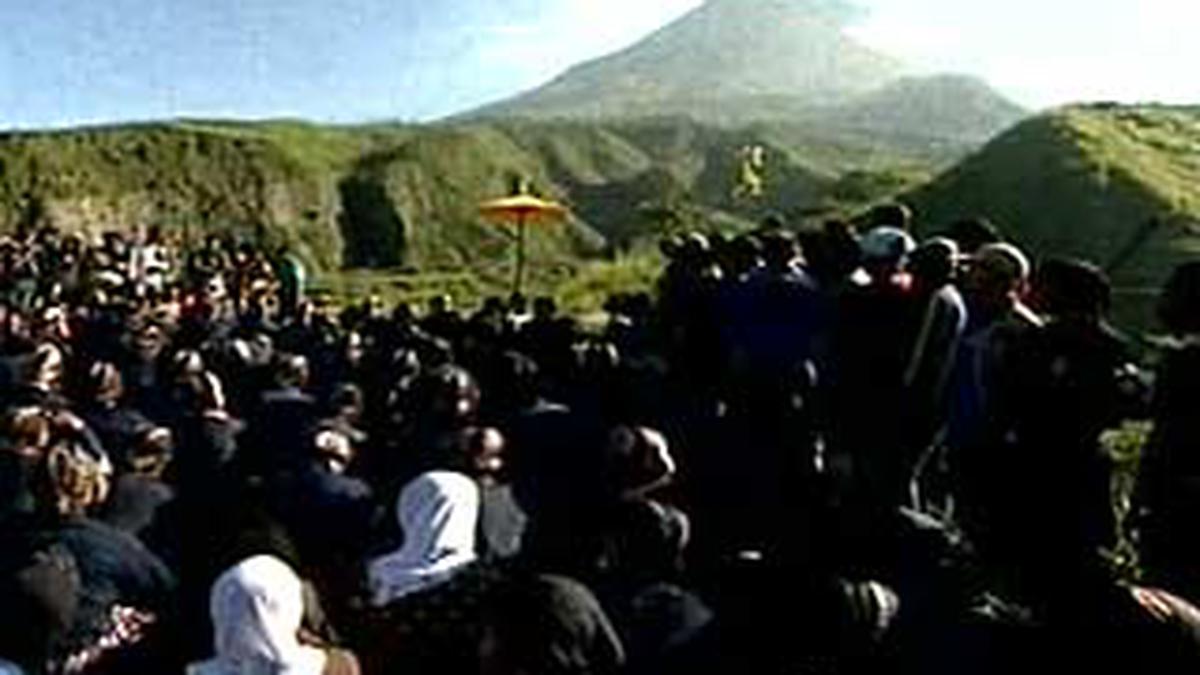 Kuncen Baru Labuhan Merapi - News Liputan6.com