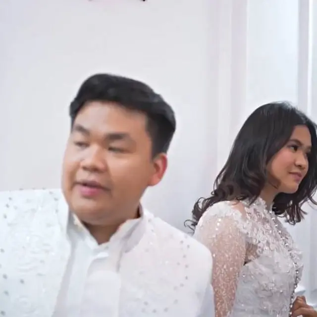 Segera Menikah, Ini 7 Momen Kiki Eks CJR dan Kekasih Coba Baju Pengantin