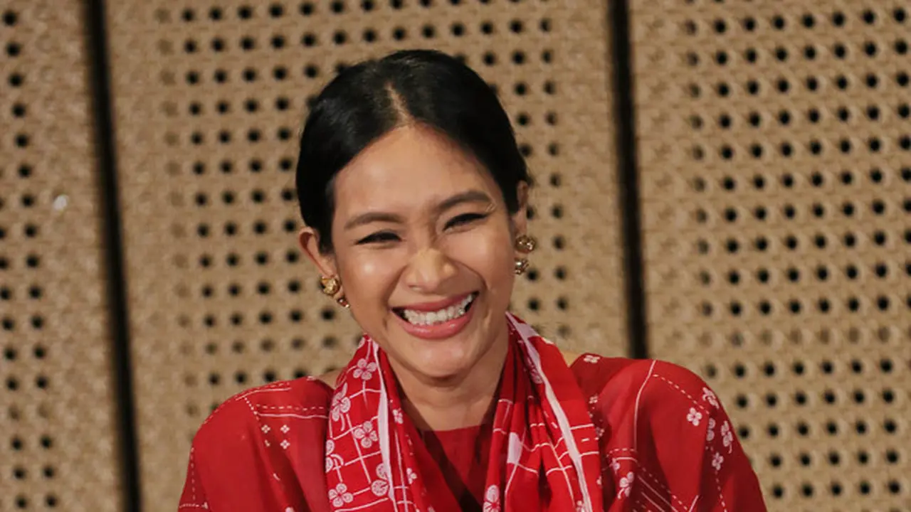 [Bintang] Happy Salma