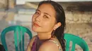 Wajah pemilik nama lengkap Prilly Mahatei Latuconsina ini memang memiliki kecantikan yang natural walaupun tanpa polesan makeup sama sekali. Tentunya paras cantik yang dimiliki Prilly menjadi dambaan bagi setiap wanita.(Liputan6.com/IG/@prillylatuconsina96)
