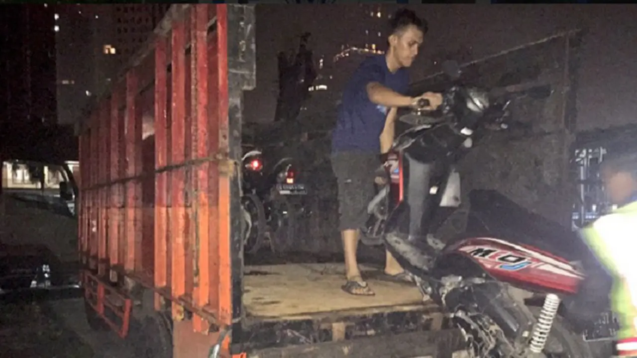 2015118-Operasi Gabungan TNI-Polri-Balap Liar