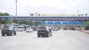 Sebanyak 229.535 kendaraan melintasi Jalan Tol Jakarta-Cikampek ke arah timur untuk keluar Gerbang Tol (GT) Cikampek Utama hingga Rabu (24/12/2025) pukul 06.00 WIB. (Dok. Jasa Marga)