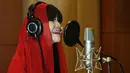 Sejak tahun 2012 penyanyi senior Ita Purnamasari menggarap single religi jelang ramadan tiba. Ia bersama dengan grup Syiar Voice yang beranggotakan 13 orang. (Bambang E. Ros/Bintang.com) 