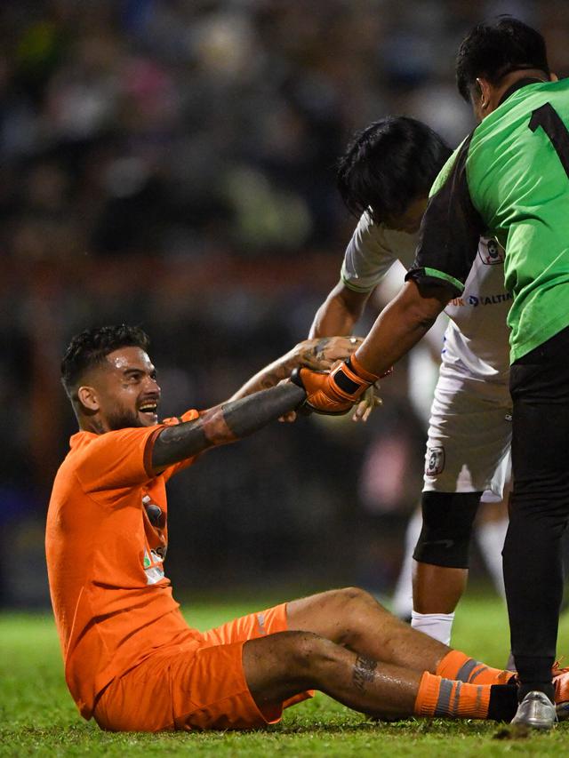 Borneo FC Legend Vs PKT Bontang Legend.