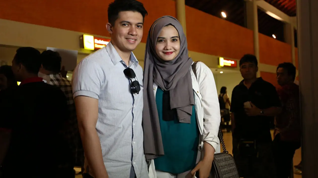 Irwansyah dan Zaskia Sungkar