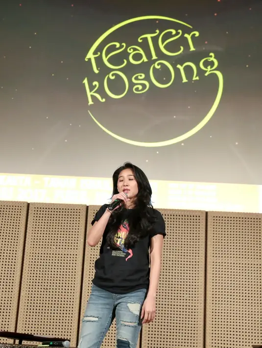 Manusia Istana akan digelar pada 28 Januari 2017 di Taman Ismail Marzuki, Jakarta dan turut menampilkan Olivia Zalianty, Marcella Zalianty, Maudy Koesnaedi,Cornelia Agatha, Prisia Nasution, Slank, dan Tony Q Rastafara (Adrian Putra/Bintang.com)