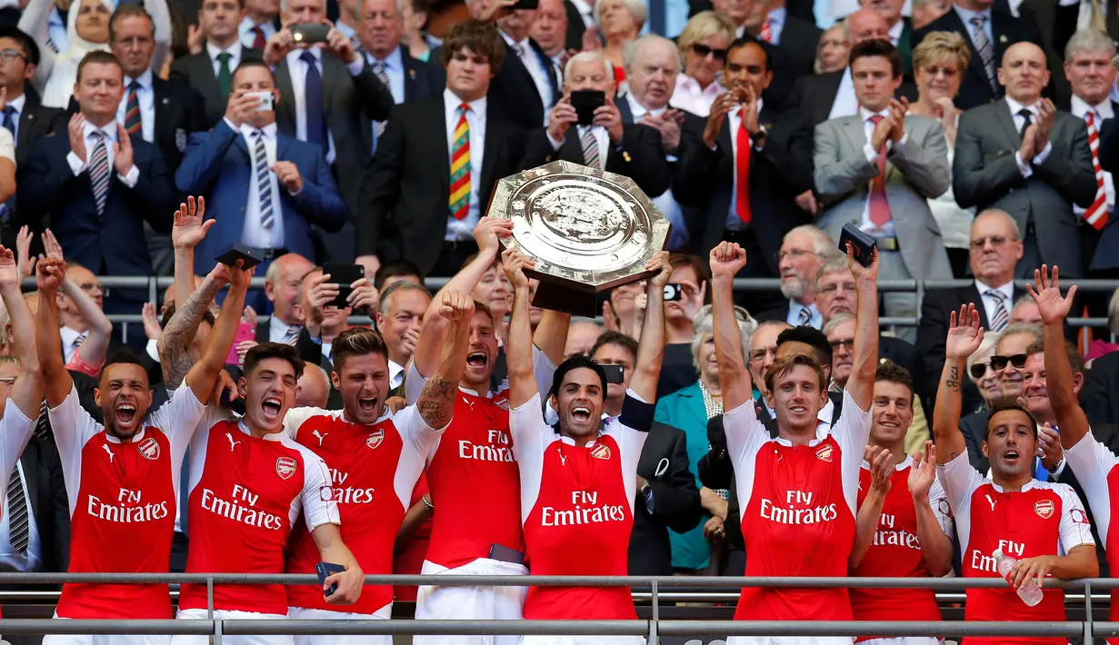 Arsenal berhasil meraih gelar juara Community Shield 2015 usai menaklukkan Chelsea dengan skor 1-0 di Stadion Wembley, Inggris. Minggu (2/8/2015) malam WIB. (Action Images via Reuters/Andrew Couldridge)