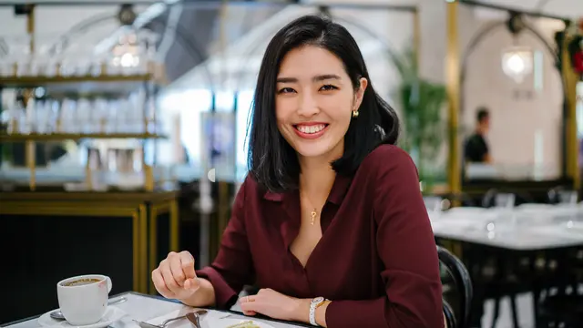 wanita januari zodiak elegan