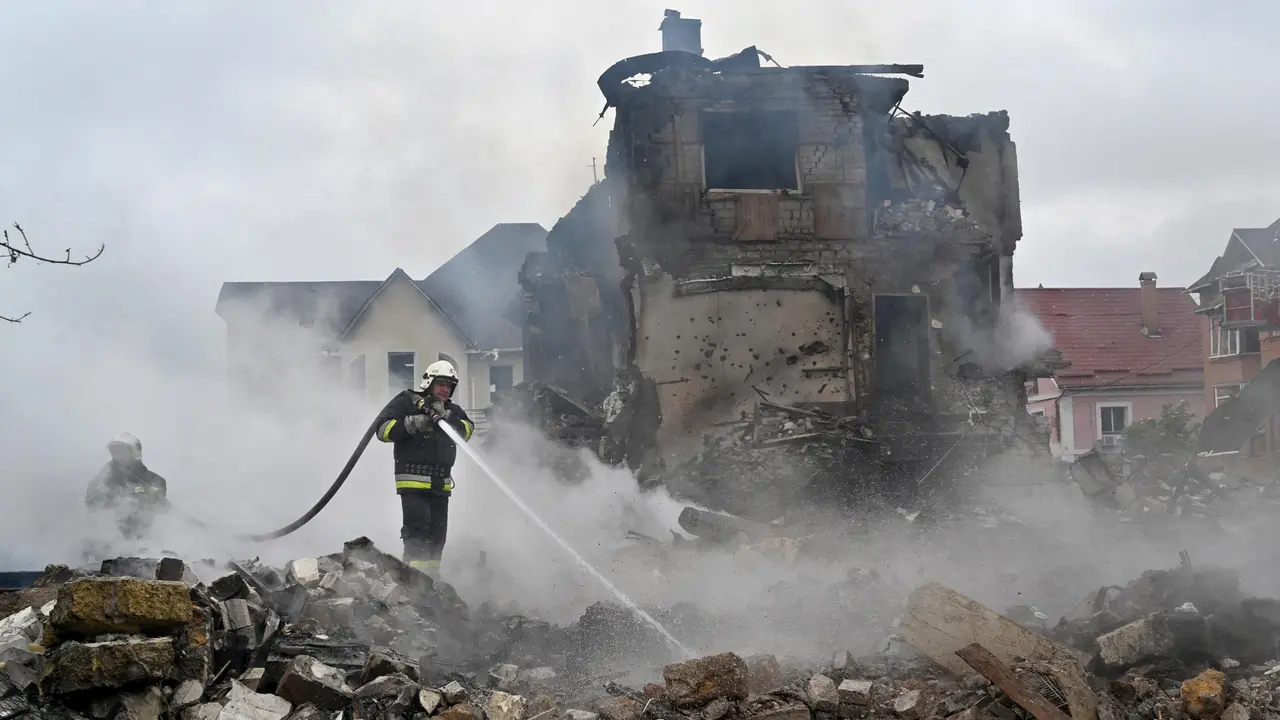 Puluhan Drone Rusia Serang Kyiv, Ukraina Waspadai Serangan Rudal