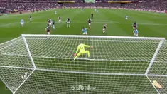 Manchester City meraih kemenangan 4-1 atas West Ham United dalam lanjutan Premier League pekan ke-35. This video is presented by Ballball.