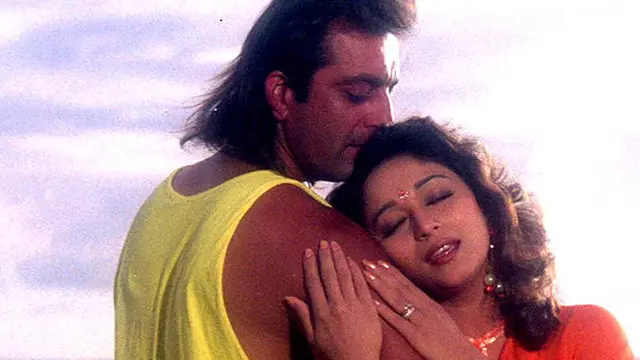 Sanjay Dutt dan Madhuri Dixit