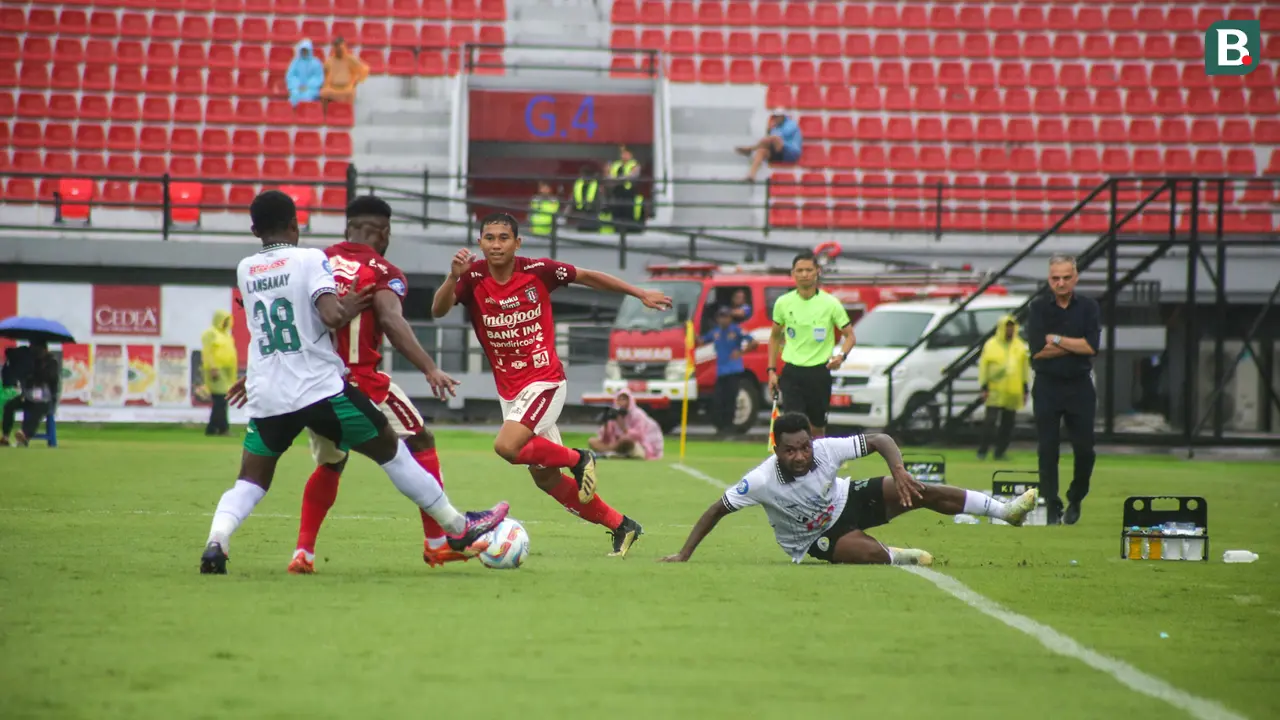 Pembukaan BRI Liga 1 2023/2024 antara Bali United melawan PSS Sleman di Stadion Kapten I Wayan Dipta, Gianyar, Sabtu (1/7/2023) sore WIB.