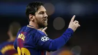 Lionel Messi menjadi salah satu kandidat top scorer Liga Champions 217-2018. Hingga babak 16 besar Messi baru mengoleksi enam gol, dan masih tertinggal jauh dari Ronaldo. (AP/Manu Fernandez)