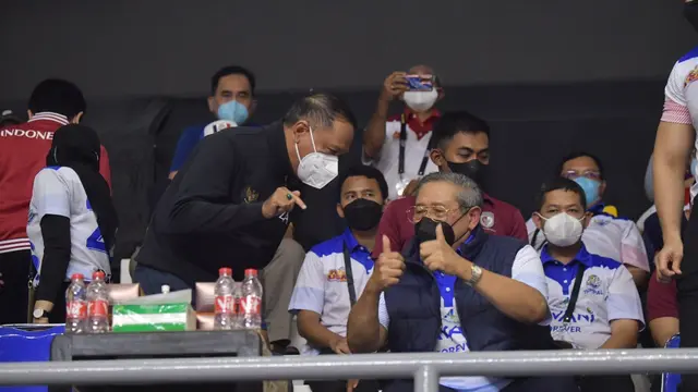 SBY bersama Menpora di final Proliga 2022