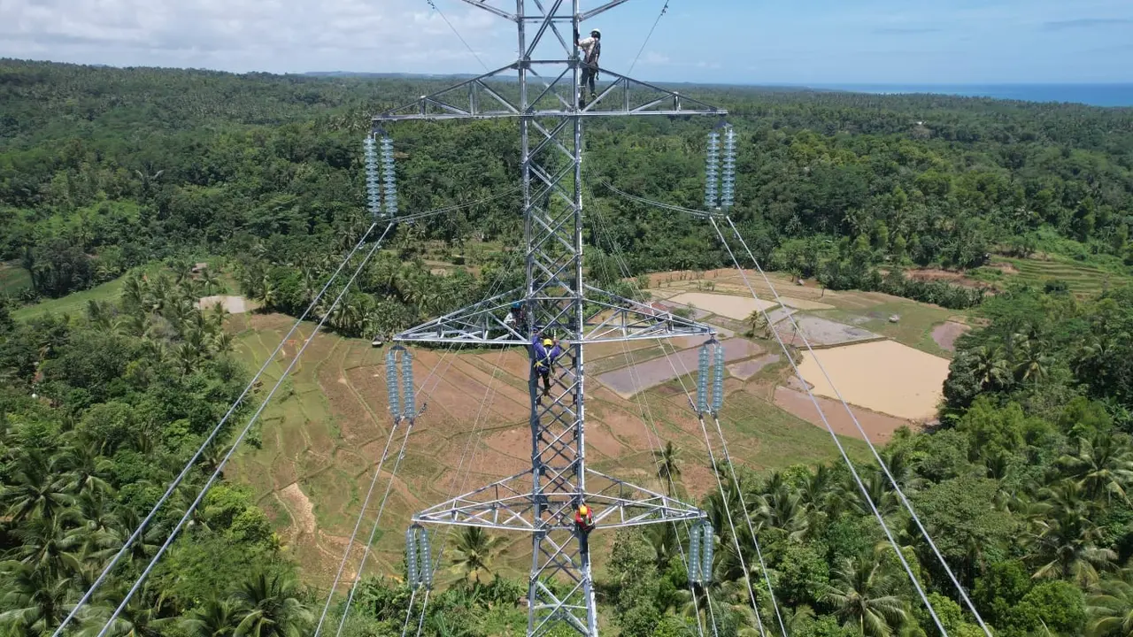 PT PLN (Persero)