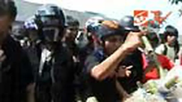 Demo Mahasiswa Tana Toraja Diwarnai Keributan