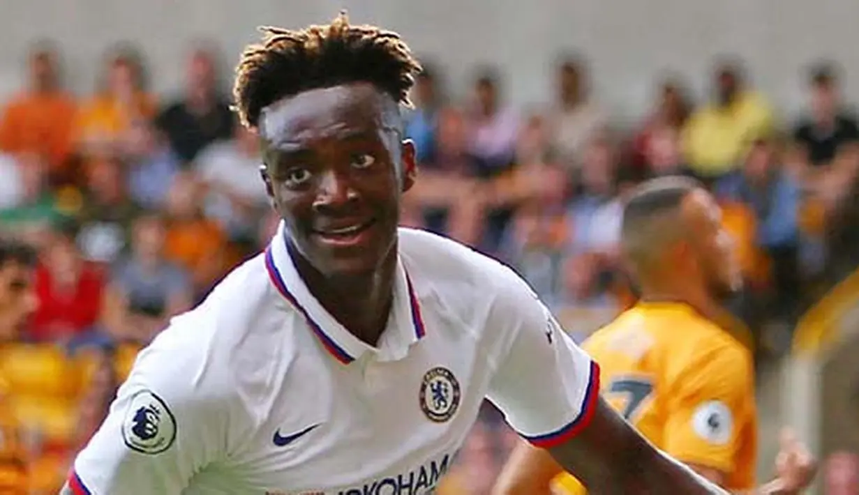 3. Tammy Abraham (Chelsea) - 8 Gol. (AFP/Geof Caddick)