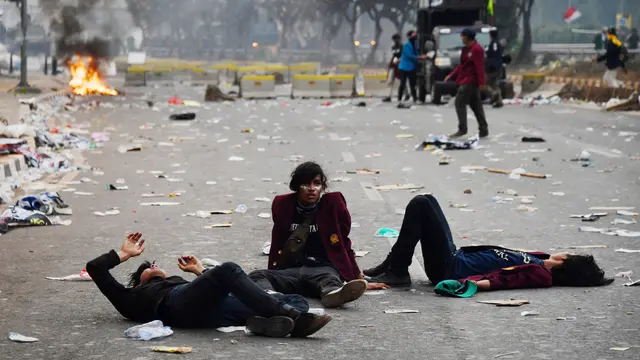 Mereka yang Tumbang dalam Demo Mahasiswa di DPR