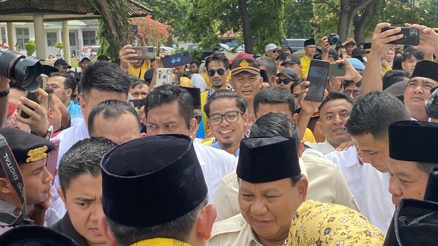 Calon presiden (Capres) nomor urut 2, Prabowo Subianto melakukan kampanye terbuka di Provinsi Banten, Minggu (3/12/2023).