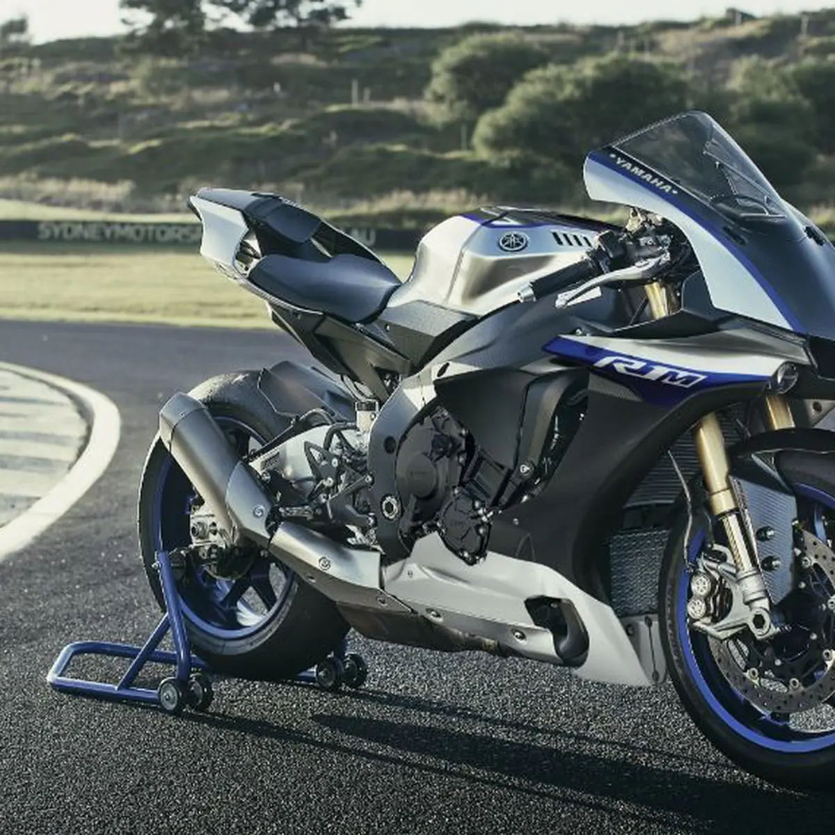 Motor 2025 r 1