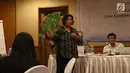 Executive Director of Coral Triangle Center Rili Djohari saat workshop untuk wartawan tentang perikanan berkelanjutan, Jakarta, Selasa (16/10). Workshop ini merupakan rangkaian penyelenggaraan Our Ocean Conference. (Liputan6.com/Angga Yuniar)