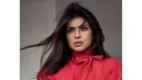 "Berkat Quantico, semua orang di dunia mengenalku. Jujur aku sangat senang dan menikmati semua ini, kerja kerasku benar-benar terbayar," tutur Priyanka Chopra seperti yang dilansir dari The Indian Times. (Foto: instagram.com/priyankachopra)