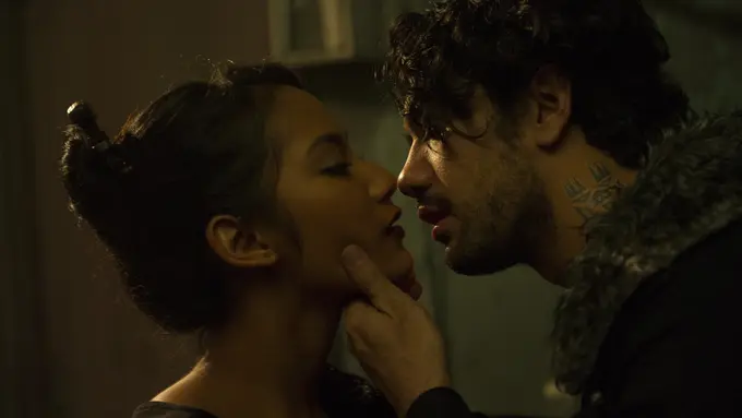 [Bintang] Halfworlds HBO