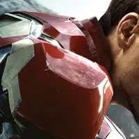 Robert Downey berperan sebagai Iron Man dalam film 'Avengers: Age of Ultron'. Foto: via screenrant