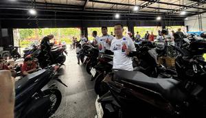 Feders Gathering 2025 juga menghadirkan edukasi mengenai pentingnya penggunaan pelumas sintetik untuk motor matic. (ist)