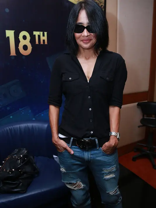 Dalam jumpa pers AMI 2015 di kawasan Kebon Sirih, Jakarta Pusat pada Jumat (11/9/2015) Atiek bangga bisa jadi bagian dalam acara bergengsi ini. (Deki Prayoga/Bintang.com)