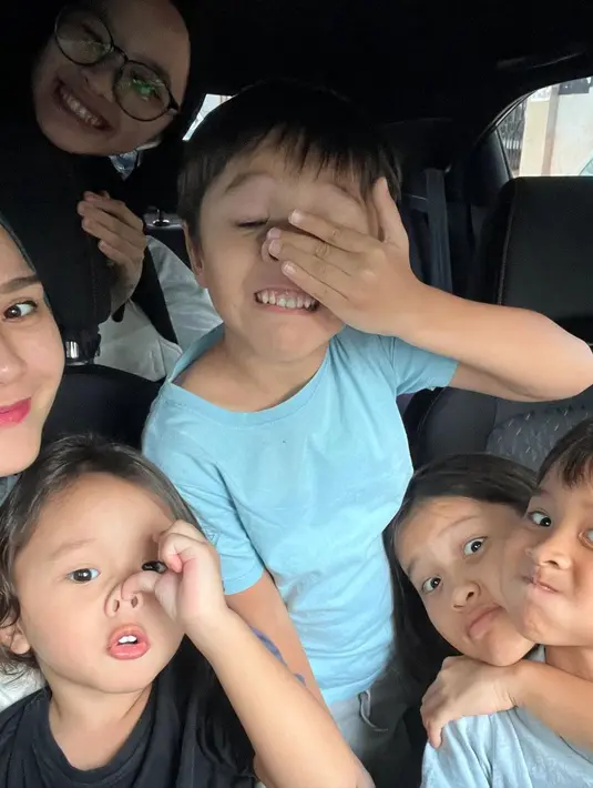 [Instagram/zaskiadyamecca]