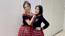 <p>Dalam penampilan di acara konser 10 tahun JKT48, netizen menyoroti penampilan baru Nabilah Ayu yang disebut semakin cantik. Nabilah tetap mengenakan hijab dalam konser tersebut. (Instagram/nblh.ayu)</p>