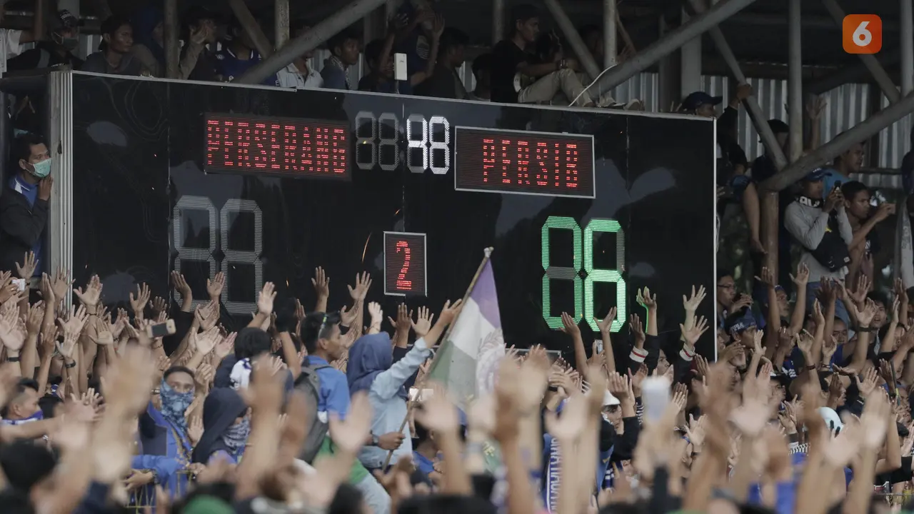 Persib Bandung Vs Perserang Serang