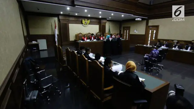 Mantan Pejabat Ditjen Dukcapil Kemendagri Irman dan Sugiharto akan menghadapi tuntutan dari jaksa penuntut umum Komisi Pemberantasan Korupsi (KPK) di Pengadilan Tipikor, Jakarta Pusat, Kamis (22/6/2017)
