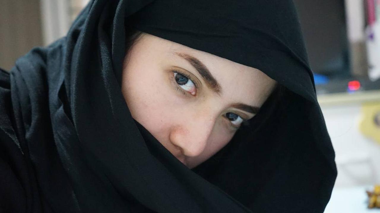 [Bintang] Yulia Mochamad