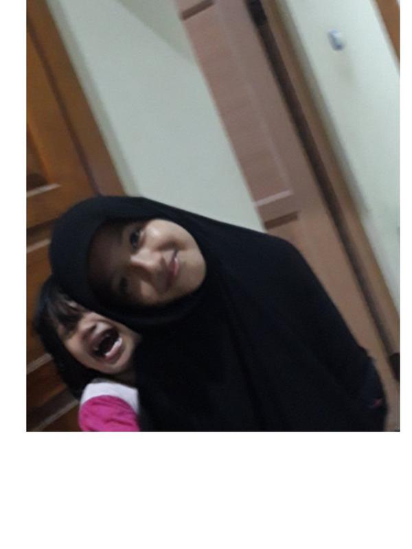 Kelakuan Kocak Bocah (Sumber: Twitter/@ainiqr)