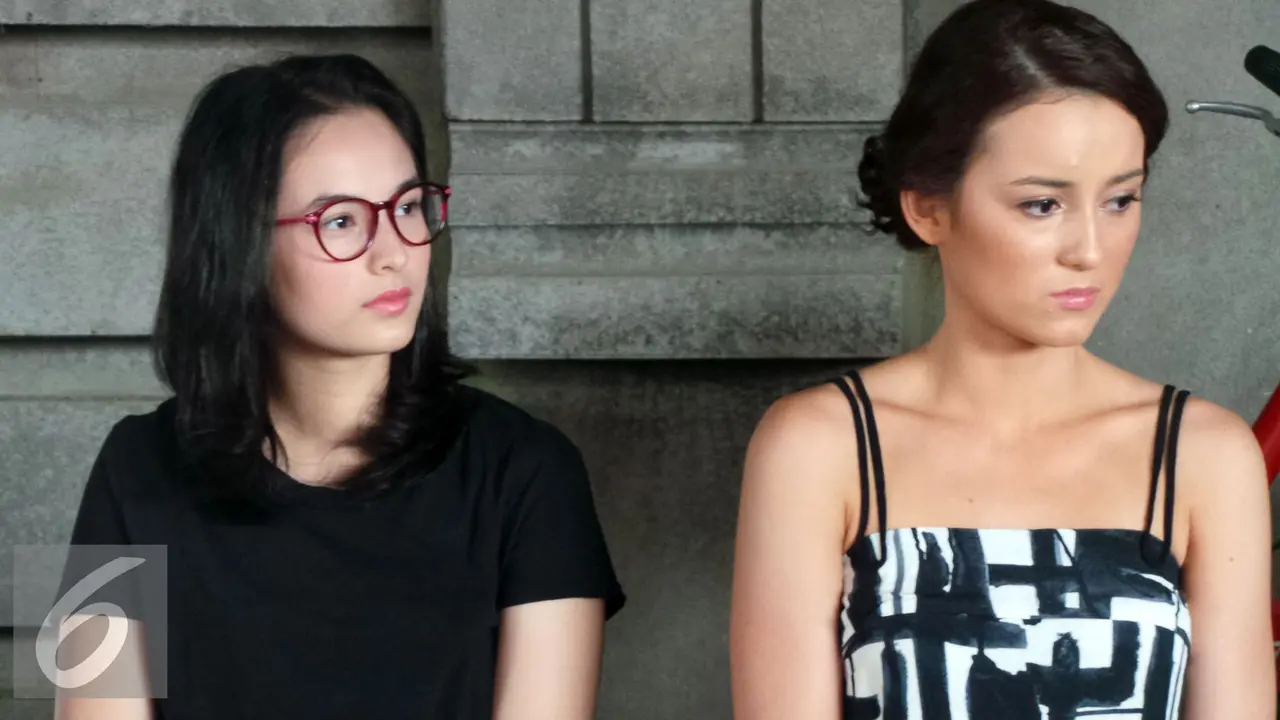 Julie Estelle dan Chelsea Islan