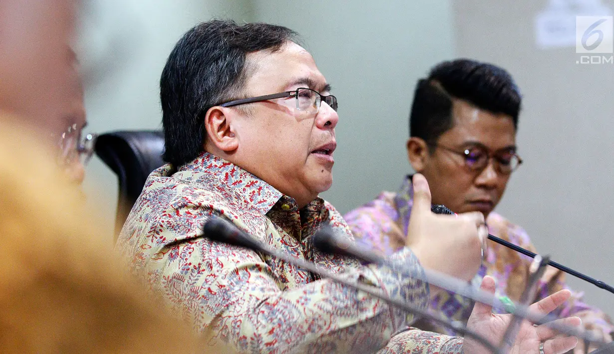 Menteri Negara PPN/Ka Bappenas Bambang Brodjonegoro saat menjadi pembicara di Kantor Staf Presiden, Jakarta, Senin (13/5/2019). Diskusi ini membahas tema "Berapa Lama Membangun Ibukota Baru?". (Liputan6.com/Johan Tallo)