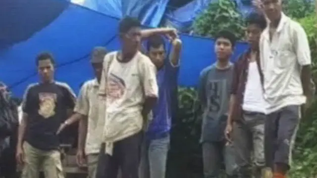 Tambang Emas Longsor, Belasan Orang Tertimbun