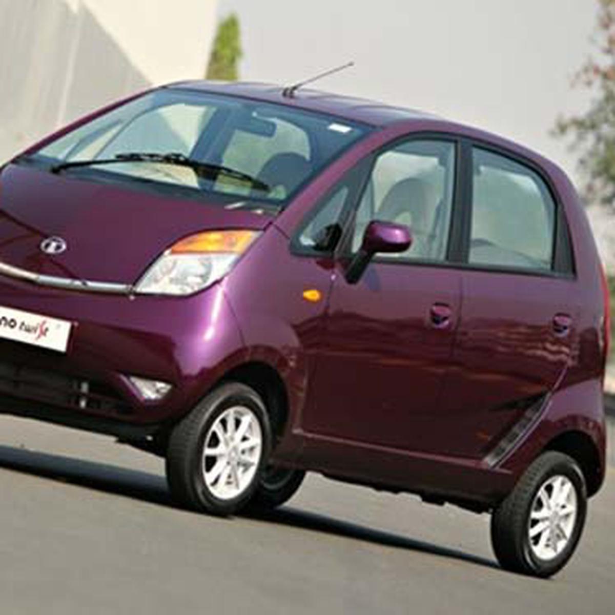 Duel Pasaran Mobil Kecil: Suzuki Maruti vs Tata Nano ...
