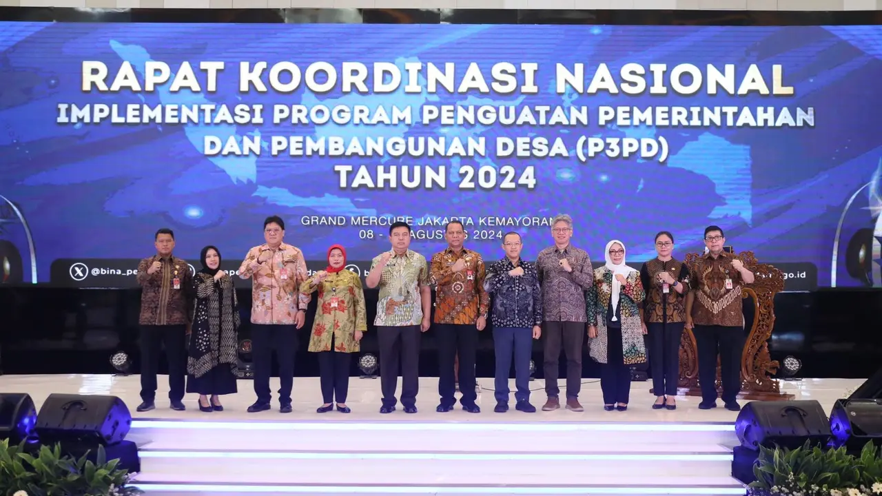 Plt. Sekjen Kemendagri Berikan Wejangan untuk Kepala Desa agar Memiliki Kemampuan Leadership