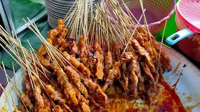 Depot Sate Ayam Tukiyat (Google Maps/Bro Yonathan Channel)