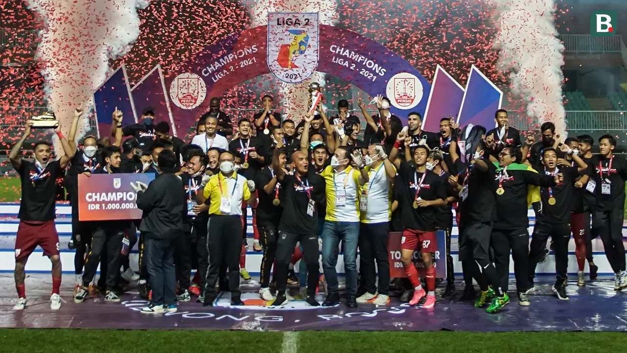 Foto: Dua Gol Irfan Bachdim Bawa Persis Solo Juara Liga 2 2021 usai Bungkam Rans CiLegon FC 2-1